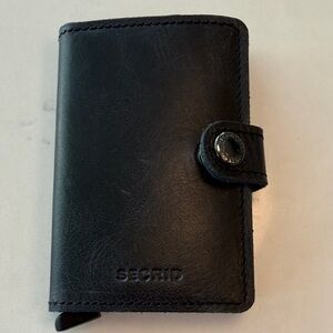 Secrid Black Leather Cardholder